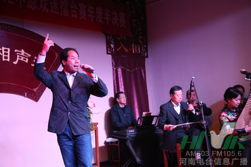 評(píng)委表演