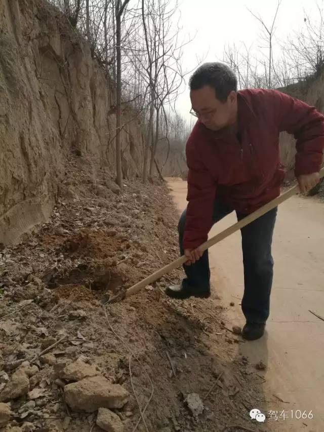 這大叔干起活也是很6呀！
