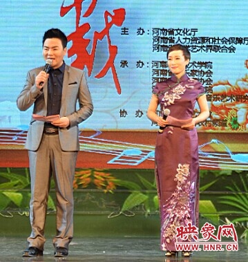河南電臺娛樂976主持人張彤、月陽
