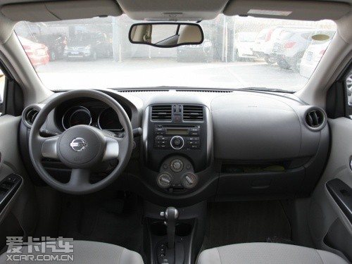 東風(fēng)日產(chǎn)2011款陽(yáng)光