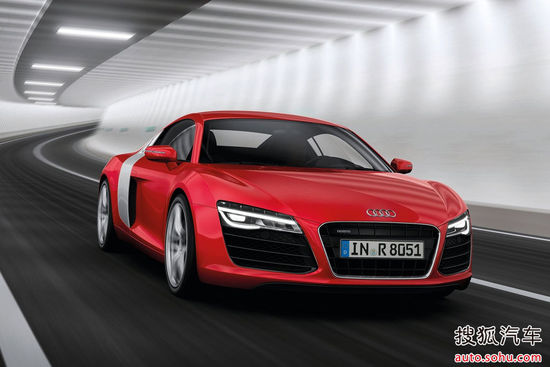 新款R8