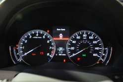 謳歌RLX