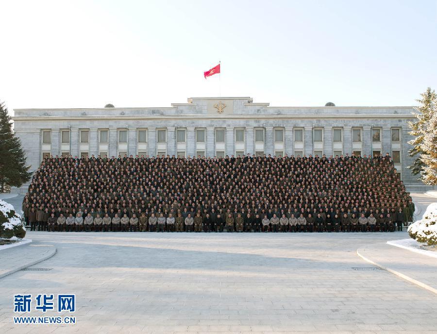 金正恩接見(jiàn)朝鮮衛(wèi)星發(fā)射功臣