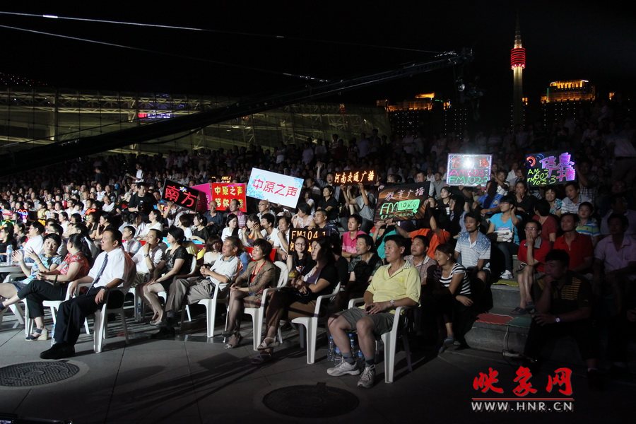 河南人民廣播電臺(tái)聲動(dòng)中原頻率推介會(huì)---舞動(dòng)青春篇