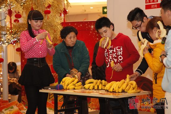 百姓護(hù)照過大年活動(dòng)現(xiàn)場