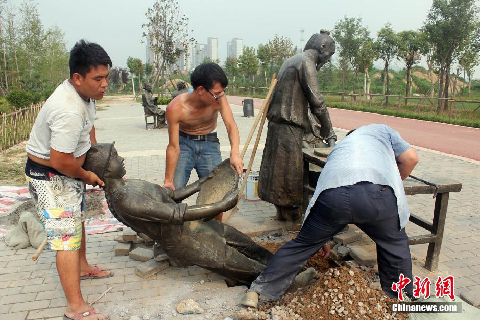 生態(tài)廊道雕塑盜損嚴(yán)重 生態(tài)廊道雕塑盜損嚴(yán)重