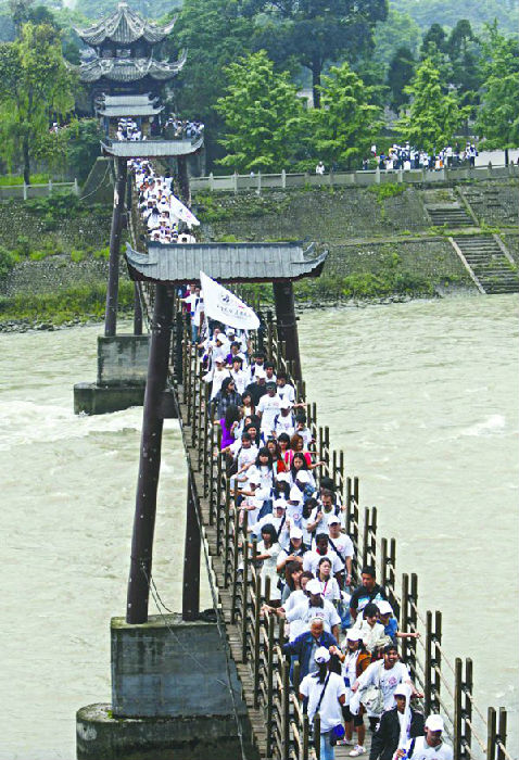 見證浪漫愛情 盤點(diǎn)中國浪漫愛情橋